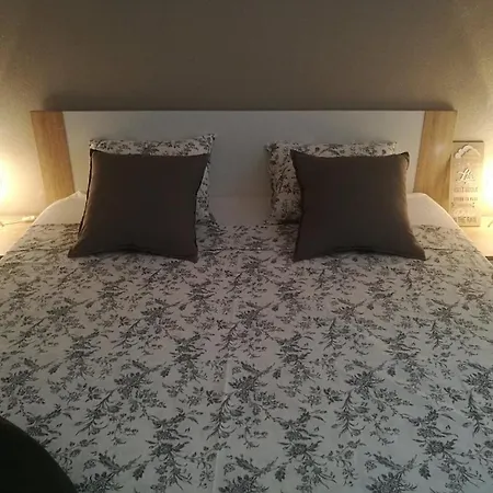 Franceska House Holiday home *